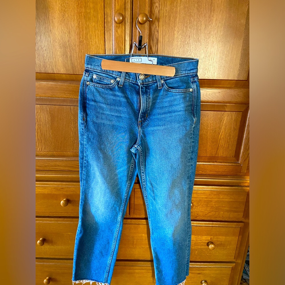 AYR jeans Women’s Straight Leg Demin Blue Ankle Fray Raw Hem